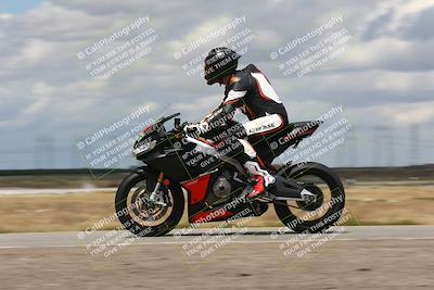 media/Apr-26-2024-TrackDaz (Fri) [[c4b677d280]]/C Group/140pm (Wheelie Bump)/